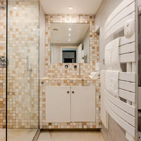 Bella Nissa - Ac Wifi - Cosy - 2 Bedrooms * Ницца